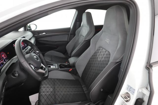 Volkswagen Golf image 2