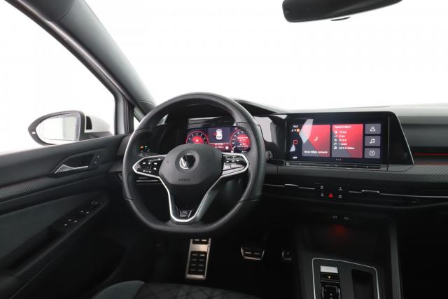 Volkswagen Golf image 8