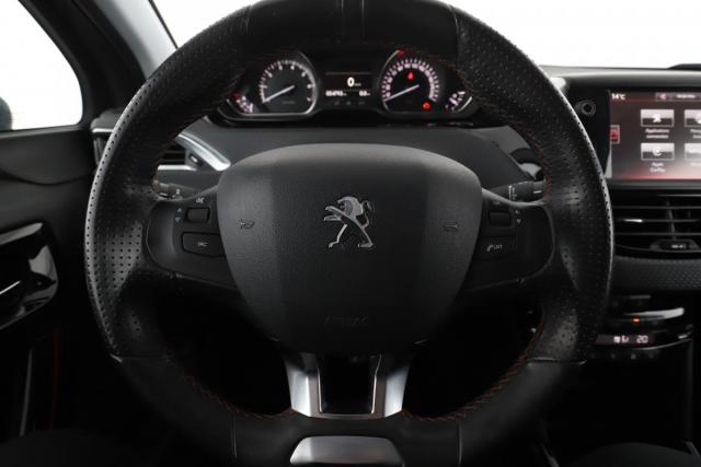 Peugeot 2008 image 1