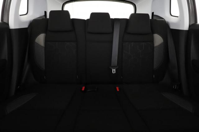 Peugeot 2008 image 6
