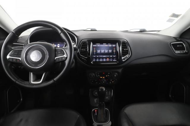 Jeep Compass image 9