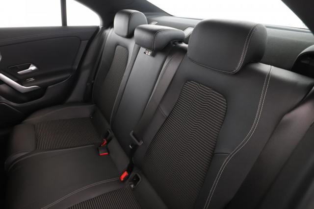 Mercedes Benz Cla image 4