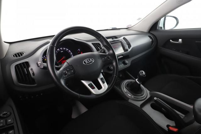 Kia Sportage image 9