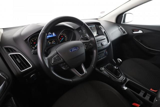Ford Focus image 2