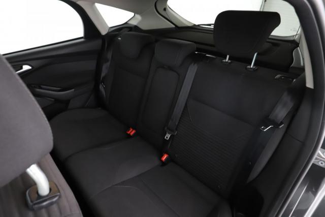 Ford Focus image 5
