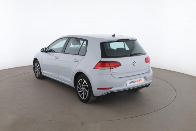 Volkswagen Golf image 2