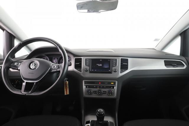 Volkswagen Golf Sportsvan image 1