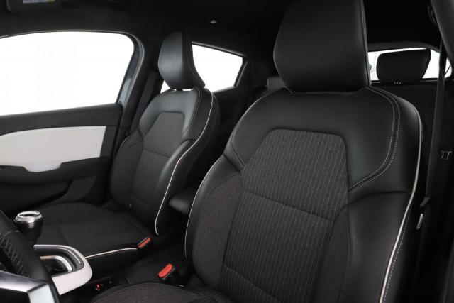 Renault Clio image 9