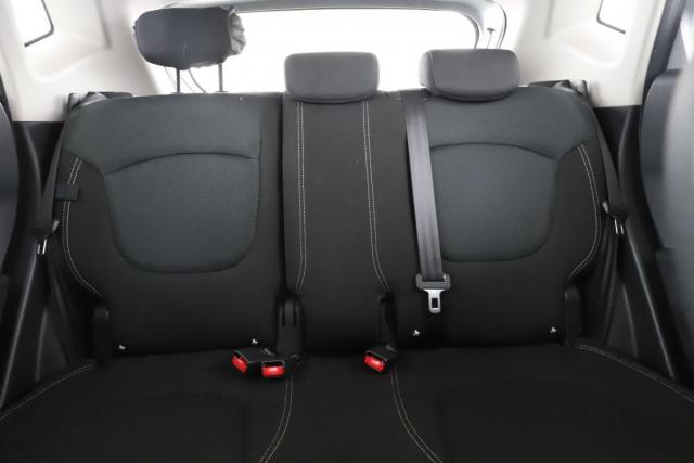 Renault Captur image 1
