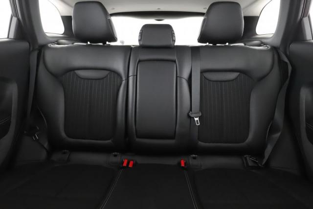 Renault Kadjar image 2