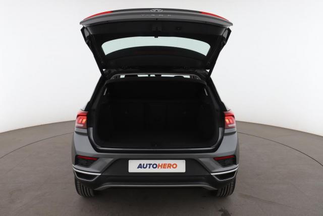 Volkswagen T-Roc image 2