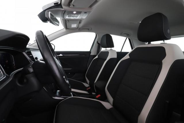 Volkswagen T-Roc image 1