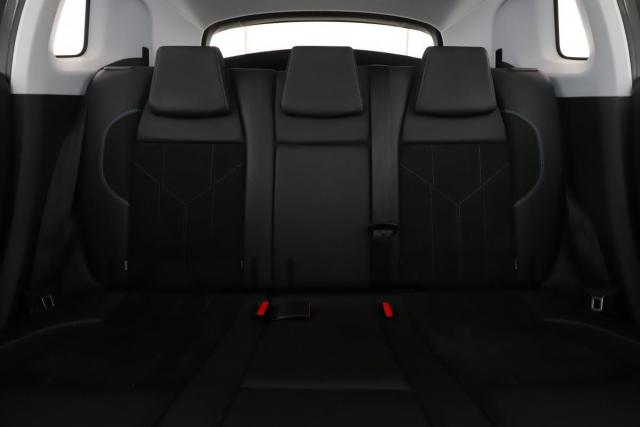 Peugeot 2008 image 1