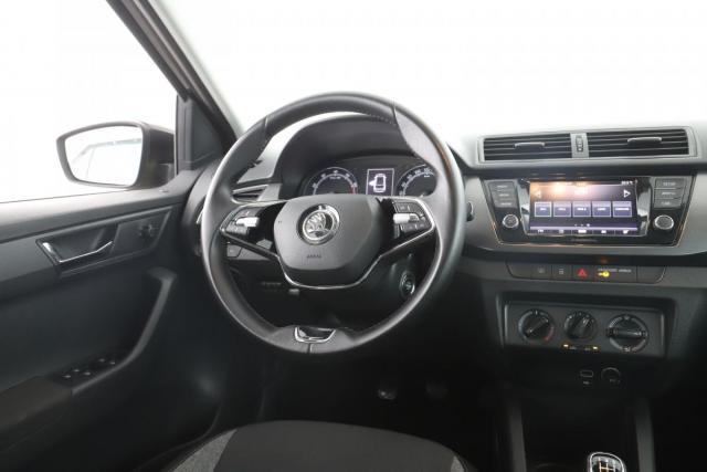 Skoda Fabia image 5
