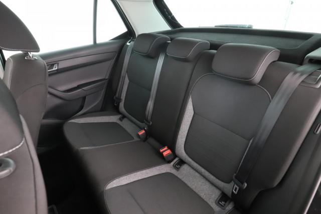 Skoda Fabia image 8