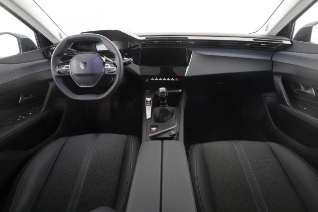 Peugeot 308 image 1