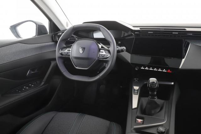 Peugeot 308 image 9