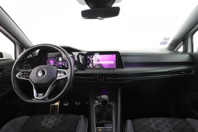 Volkswagen Golf image 9