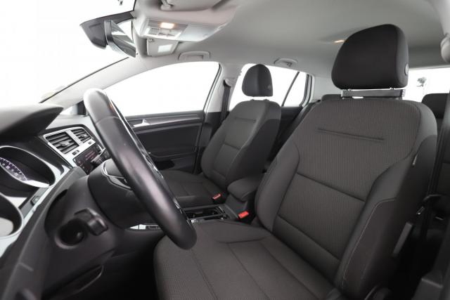 Volkswagen Golf image 3