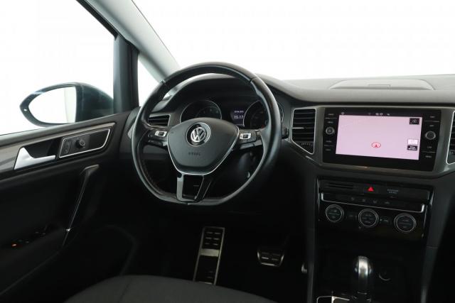 Volkswagen Golf Sportsvan image 3