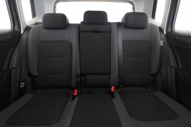 Volkswagen Golf Sportsvan image 2