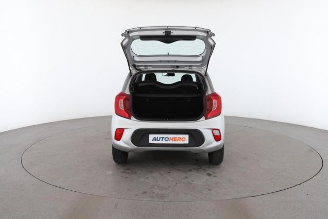 Kia Picanto image 9