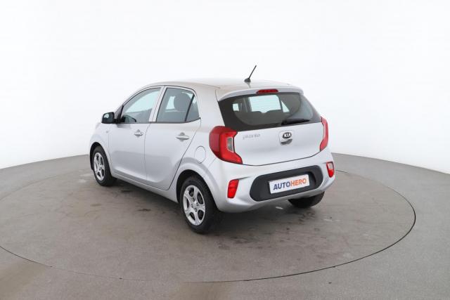 Kia Picanto image 8