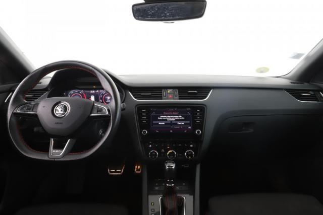 Skoda Octavia image 9