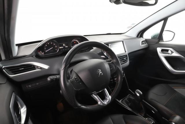 Peugeot 2008 image 1