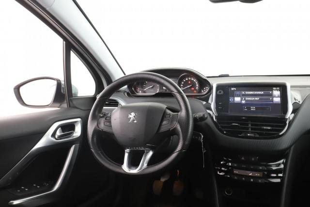 Peugeot 2008 image 4
