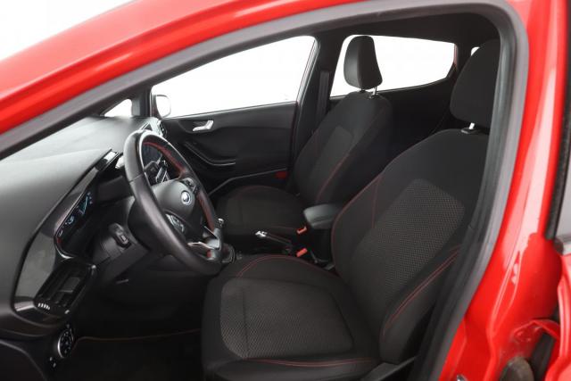 Ford Fiesta image 7
