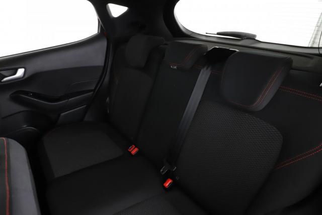 Ford Fiesta image 4