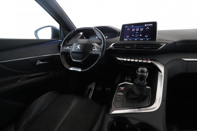 Peugeot 5008 image 4