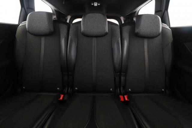 Peugeot 5008 image 9
