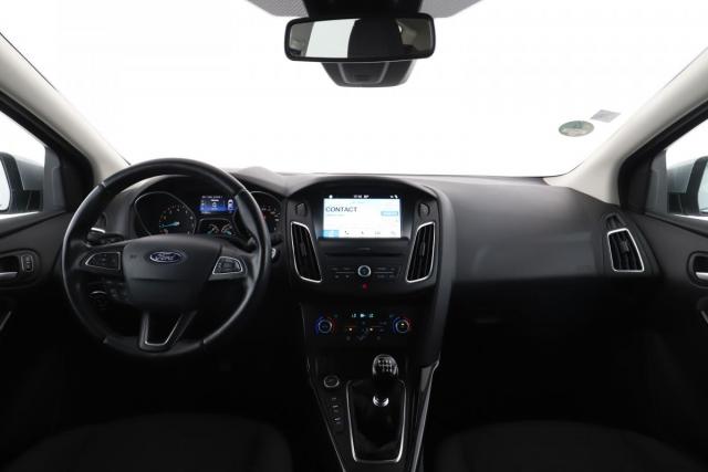Ford Focus image 9