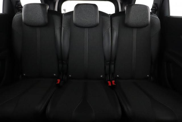 Peugeot 5008 image 5
