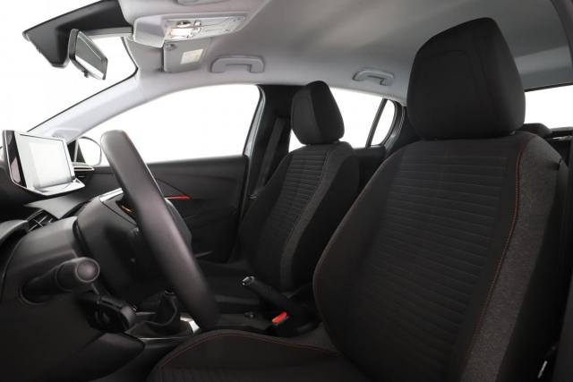 Peugeot 208 image 4
