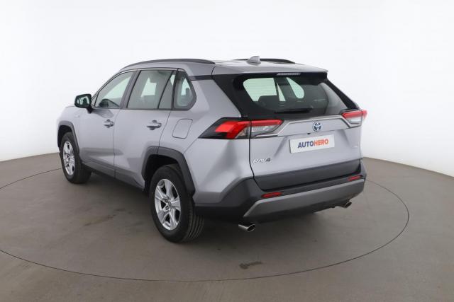 Toyota Rav4 image 9