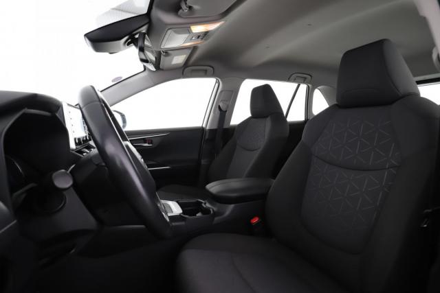 Toyota Rav4 image 2