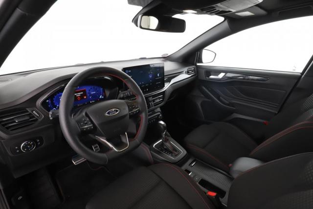 Ford Focus image 7