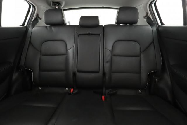 Kia Sportage image 2