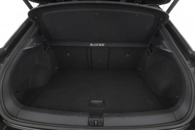 Volkswagen T-Roc image 6