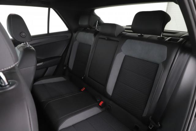Volkswagen T-Roc image 1