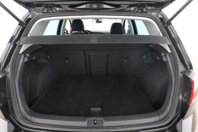 Volkswagen Golf image 3