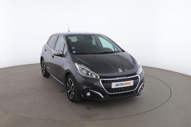 Peugeot 208 image 6