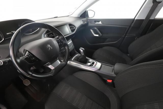 Peugeot 308 image 3