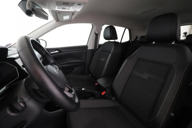 Volkswagen T-Cross image 1