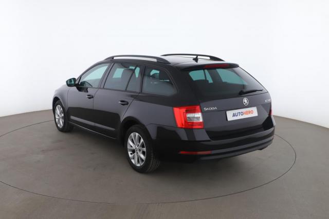 Skoda Octavia image 3