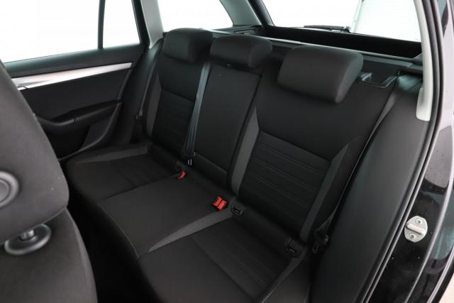 Skoda Octavia image 1