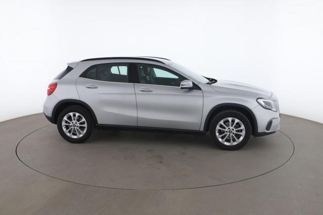 Mercedes Benz Gla image 3